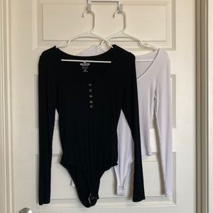 Hollister Women's Long Sleeve Ribbed Henley Bodysuit - Black & White Size S